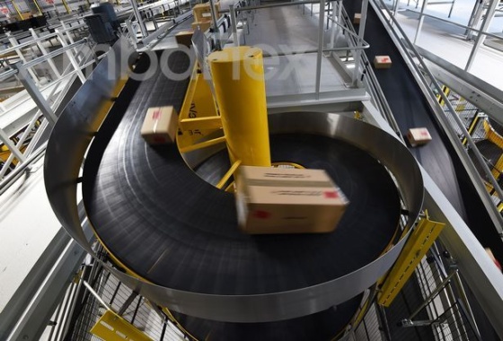 All-purpose spiral conveyor for medium to large products